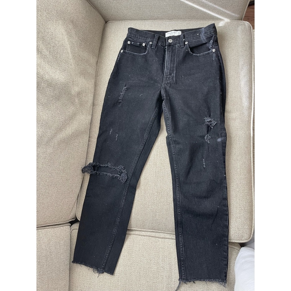Abercrombie & Fitch mom jeans